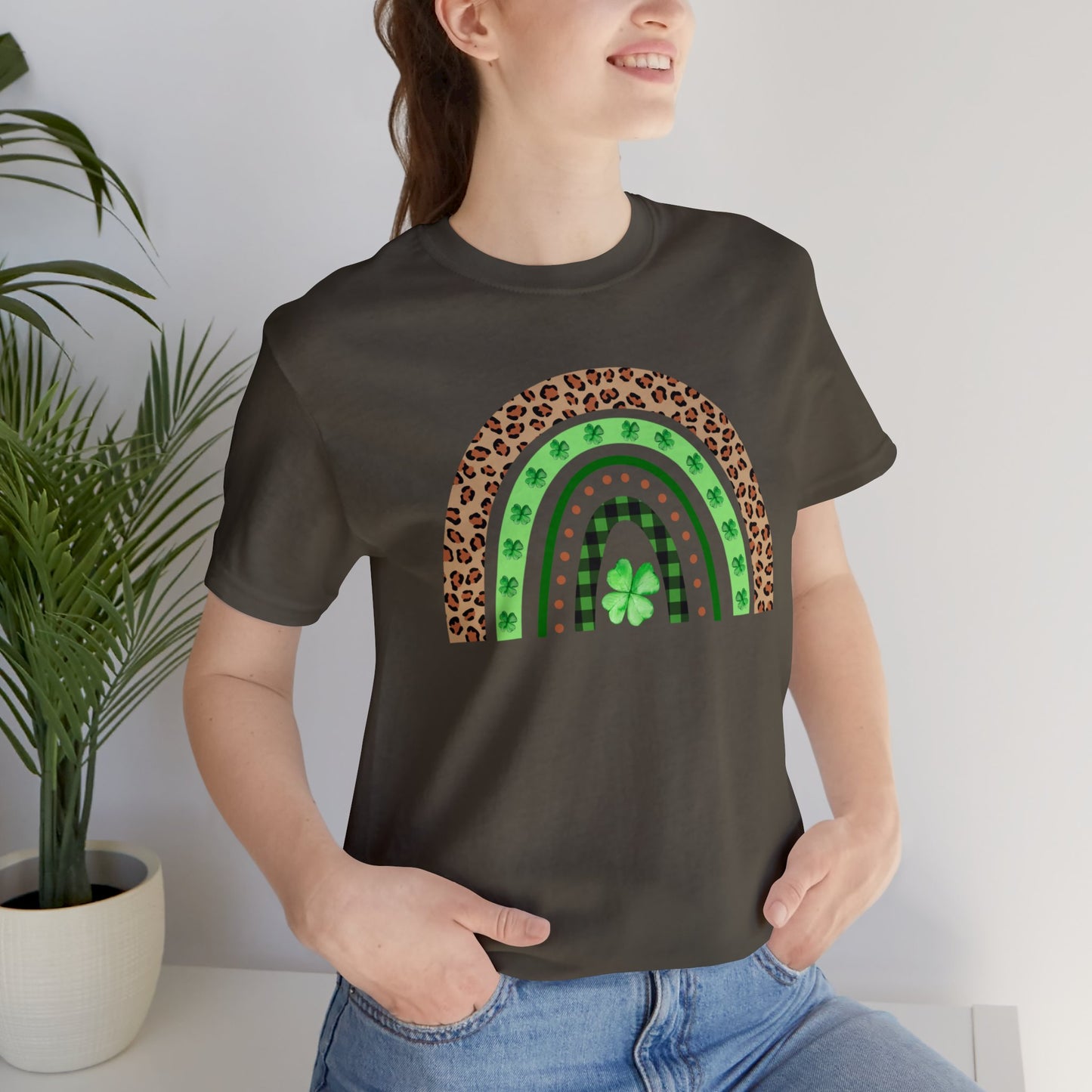 Green Lepard Rainbow St. Patrick's Day Unisex Jersey Short Sleeve Tee